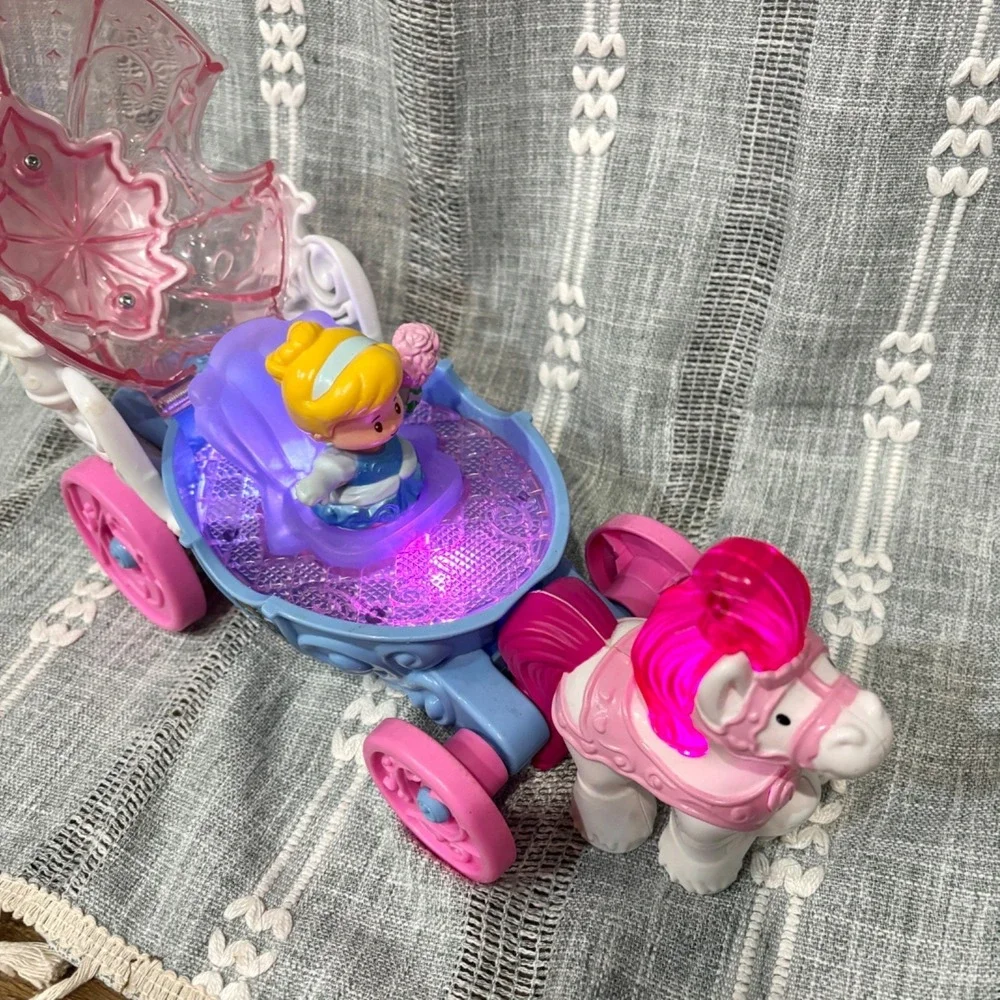 Fisher Price Little People Disney Cinderella Musical Carriage With Figure Works!